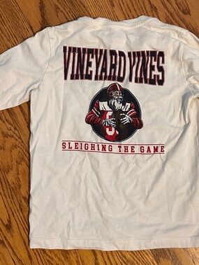 Vineyard Vines White 'Sleighing The Game' Graphic Tee